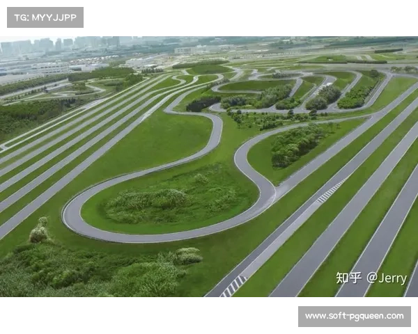 恩平赛道飞跃段成决胜关键，选手称其全面考验综合能力